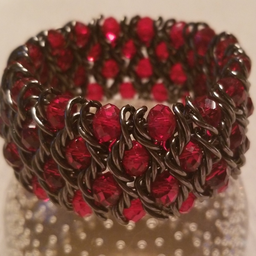 Red Crystal Chainmaille Stretch Bracelet